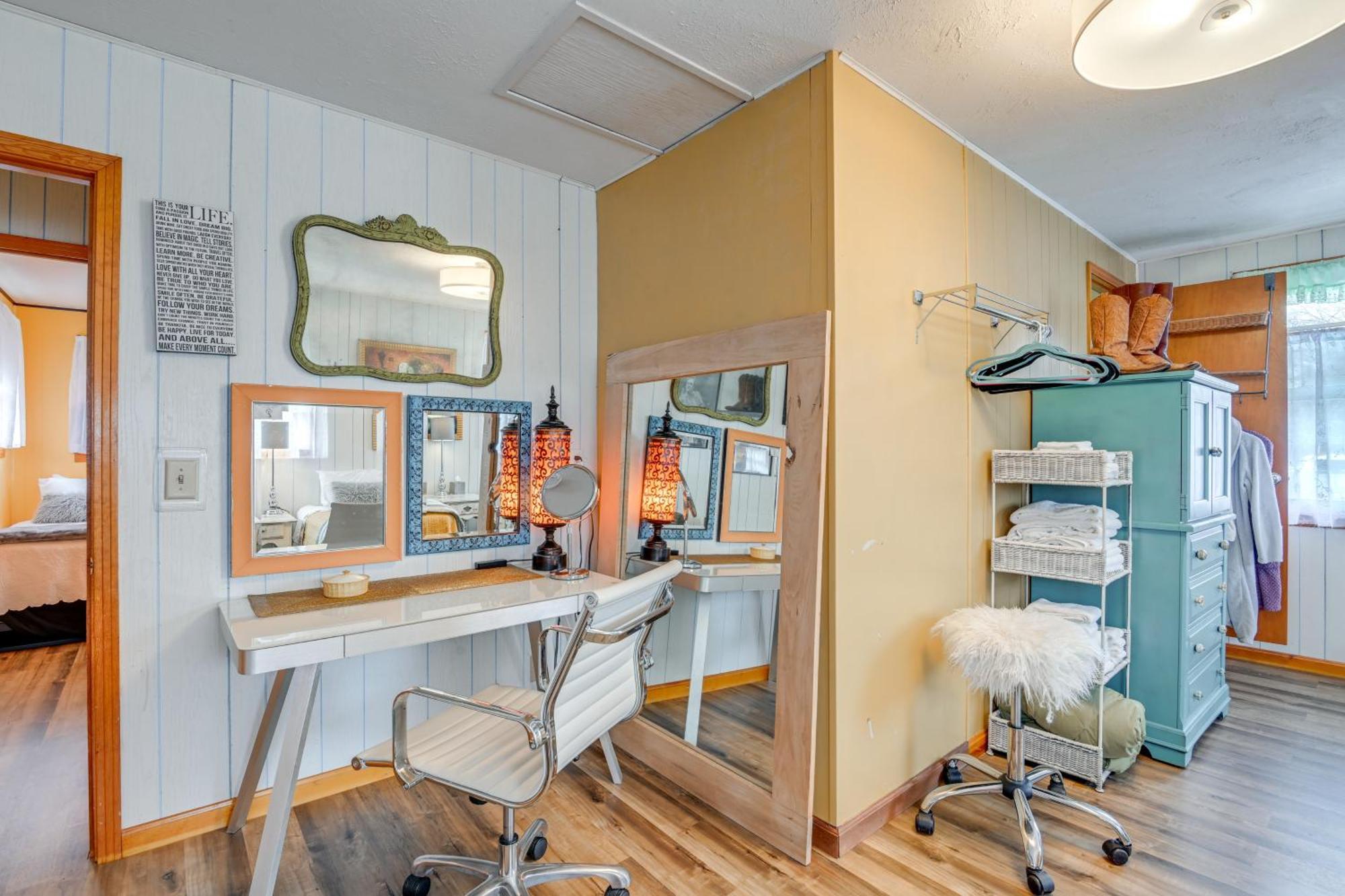 6 Mi To Downtown 70S-Themed Home In Nashville! Luaran gambar